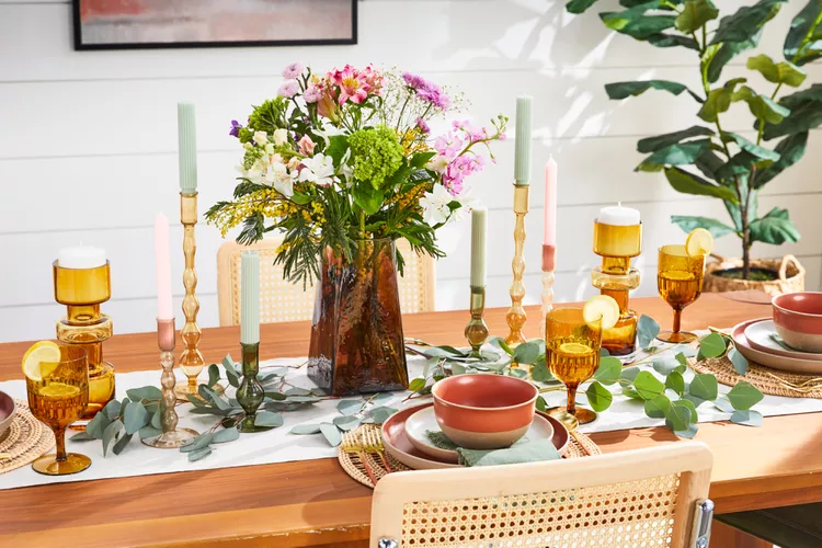 52 Beautiful Spring Centerpiece Ideas for Your Table